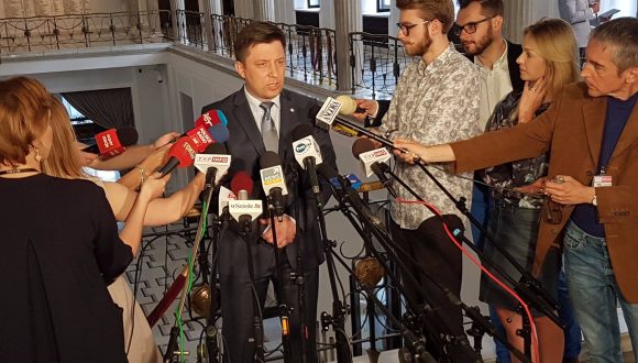 Konferencja prasowa nt. kłamstw zawartych w książce opisującej działalność Ministra A. Macierewicza Konferencja prasowa nt. kłamstw zawartych w książce opisującej działalność Ministra A. Macierewicza