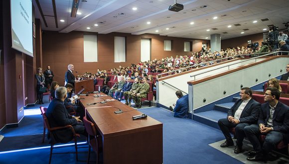 Legia Akademicka – pilotażowy program edukacji wojskowej dla studentów Legia Akademicka – pilotażowy program edukacji wojskowej dla studentów