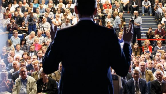 Spotkanie Premiera Mateusza Morawieckiego z mieszkańcami Bystrzycy Kłodzkiej Spotkanie Premiera Mateusza Morawieckiego z mieszkańcami Bystrzycy Kłodzkiej