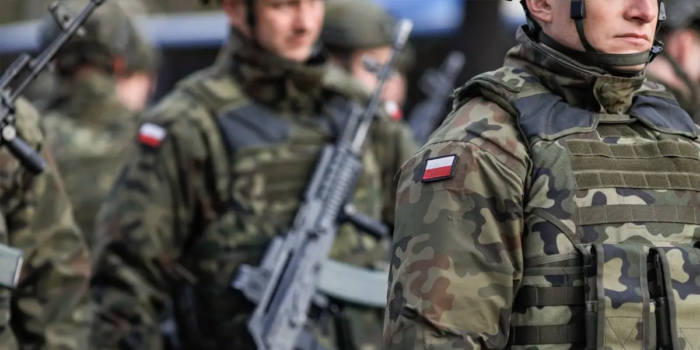 Raport prezydenta Sauli Niinistö podkreśla konieczność budowy „kompleksowej gotowości” UE i jej państw członkowskich, proponując wprowadzenie nowych mechanizmów centralizacji oraz koordynacji na p (1) Raport prezydenta Sauli Niinistö podkreśla konieczność budowy „kompleksowej gotowości” UE i jej państw członkowskich, proponując wprowadzenie nowych mechanizmów centralizacji oraz koordynacji na p (1)