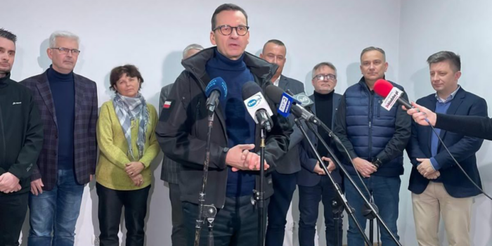 Raport prezydenta Sauli Niinistö podkreśla konieczność budowy „kompleksowej gotowości” UE i jej państw członkowskich, proponując wprowadzenie nowych mechanizmów centralizacji oraz koordynacji na p (6) Raport prezydenta Sauli Niinistö podkreśla konieczność budowy „kompleksowej gotowości” UE i jej państw członkowskich, proponując wprowadzenie nowych mechanizmów centralizacji oraz koordynacji na p (6)