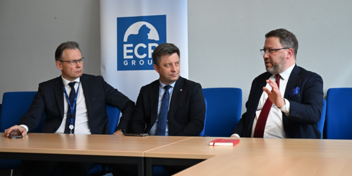 Untitled (1200 x 600 px) (22)